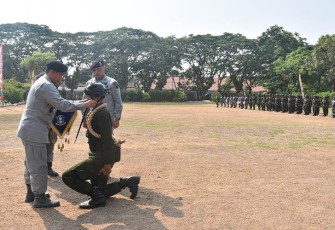 Upacara pembukaan pelatihan dipimpin oleh Kepala Zona Bakamla Tengah Laksma Bakamla Octavianus Budi Susanto, S.H., M.Si., M.Tr.Opsla., di Puslatdiksarmil, Surabaya, pada Senin (6/11/2023).