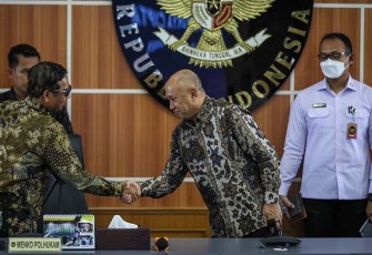 MenKopUKM, Teten Masduki, pada acara FGD bertema Bedah Kasus Koperasi Simpan Pinjam Indosurya, di Kantor Kemenko Polhukam, Jakarta, Selasa (7/3)