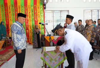 Sabar AS Sampaikan Beberapa Arahan Pada Sertijab Camat di Dua Kecamatan