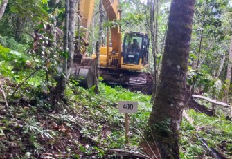 Pengerjaan jalan di hari ketiga Pra TMMD Ke-116 Kodim 1310/Bitung