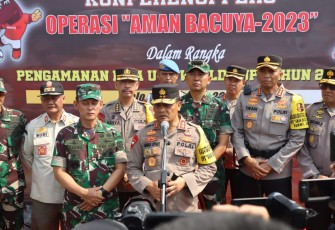 Kapolda Jawa Tengah Irjen. Pol. Ahmad Luthfi usai memimpin apel gelar pasukan Ops Aman Bacuya 2023 Polda Jawa Tengah (Jateng).