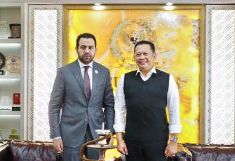 Bamsoet saat menerima Sekjen Majelis Hukama Al-Muslimin (MHM) sekaligus Sekjen Zayed Award for Human Fraternity Judge Dr. Abdelsalam, di Jakarta, Jumat (6/10/23).