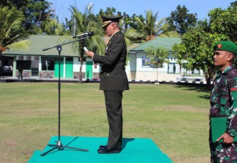Kasdim 1310/Bitung saat bacakan amanat Panglima TNI