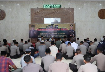 Polres Tulungagung saat Melaksanakan Binrohtal