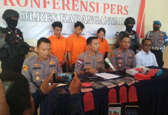 Polres Karanganyar gelar konferensi pers terkait penangkapan komplotan pencuri handphone di lokasi konser musik