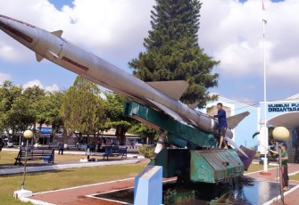 Kamuspusdirla, Rabu (13/9) saat menunggu pencucian rudal yang dipensiunkan tahun 1984 dari deretan alutsista Angkatan Udara Republik Indonesia ini.