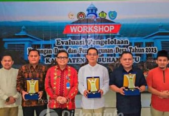 Foto Bersama usai acara