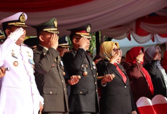Kapolres Bintan Hadiri Upacara Peringatan Hari Kemerdekaan RI Ke-78 Tingkat Kabupaten Bintan
