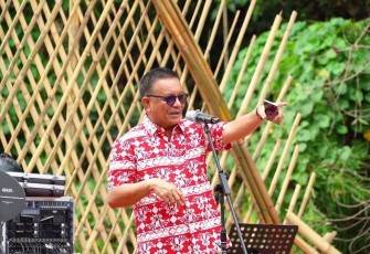 Wali Kota Bitung Maurits Mantiri saat memberikan sambutan
