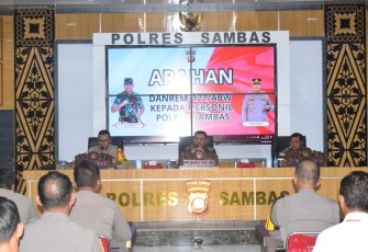 Danrem 121/ABW Kunjugi Polres Sambas 