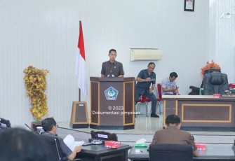 Wakil walikota Bitung saat membacakan laporan pertanggungjawaban walikota Bitung