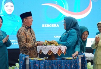 Gubernur Bengkulu Rohidin Mersyah        