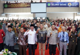 Wakil Gubernur Bengkulu Rosjonsyah Foto Bersama Wamenkumham Edward Omar Sharif Hiariej 