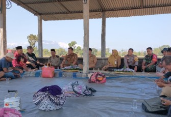 Babinsa Bersama Petani Gelar Syukuran