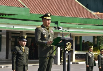 Gubernur Akademi Militer Mayjen TNI R Sidharta Wisnu Graha, S.E