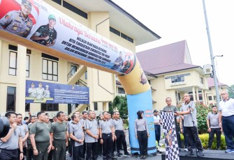 Prajurit Tanjungpura Ikuti Olahraga Bersama di Mapolda Kalbar