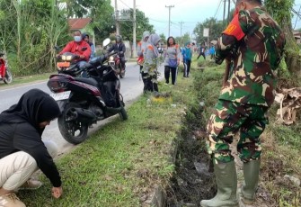 Camat Kota Kisaran Timur Pimpin Kegiatan Masyarakat Bersih Lingkungan Kecamatan Kota Kisaran Timur
