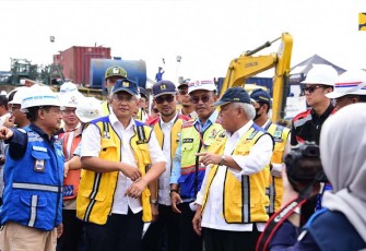  Menteri Basuki saat Tinjau Jalan Tol Fungsional Cisumdawu dan Japek II Selatan