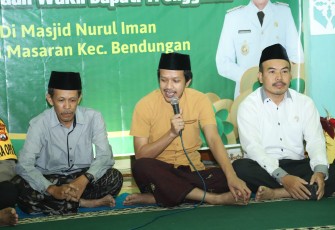 Wakil Bupati Trenggalek, Syah Muhammad Natanegara, saat Safari Ramadhan di Desa Masaran, Kecamatan Bendungan, Kabupaten Trenggalek.
