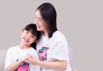 ilustrasi ibu dan anak