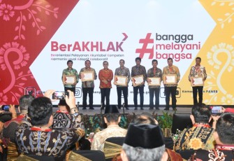 Kemenkumham Terima Penghargaan dari Menpan RB