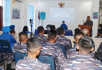 Komandan Guspurla Koarmada III Laksanakan Entry Briefing