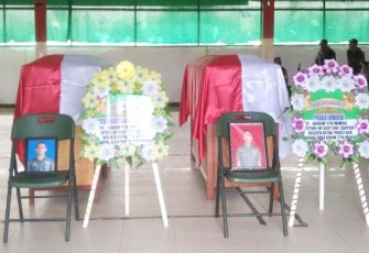 2 Jenazah Prajurit TNI saat akan Dilepas secara militer
