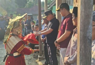 Wabup Pasaman Sabar AS meninjau sejumlah objek wisata di Koto Tangah, Nagari Tanjung Beringin Selatan, Kecamatan Lubuk Sikaping, Minggu (17/9/2023).