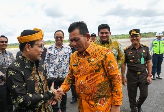 Dalam Sehari Gubernur Ansar Sambut Dua Pejabat Pusat Mendes PDTT dan Anggota Komisi IX DPR RI 