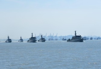 Delivery Ceremony dua KRI terbaru TNI AL yaitu KRI Pulau Fani-731 dan KRI Pulau Fanildo-732, di Koarmada II, Surabaya, Senin (14/08). 