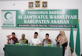Wabup Asahan saat Lepas 11 Peserta Da’i Cilik
