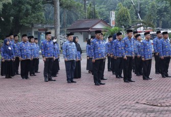 Sekdakab Asahan saat Pimpin Upacara Hari Kesadaran Nasional