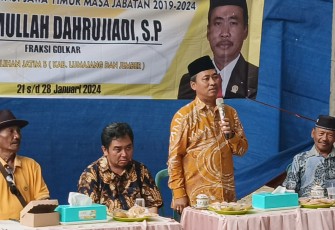 Anggota DPRD Jatim Karimullah Saat Melakukan Reses 
