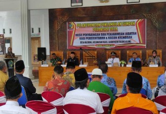 Prosesi Pelantikan Perangkat Desa Ngebong