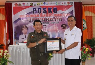 Kepala BNPB saat berikan dukungan DSP 250 Juta