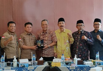 Komisi B Minta Pemda Perketat Pengawasan Hutan