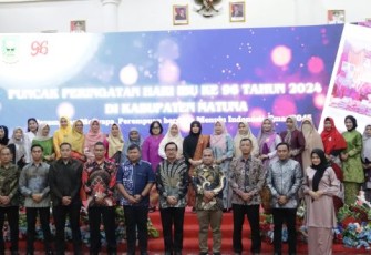 Foto bersama usai acara