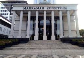 Mahkamah Konstitusi (MK)