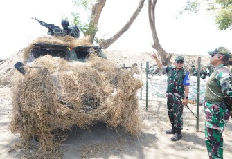  Pangdivif 2 Kostrad Tinjau UST Kompi Terintegrasi di Situbondo