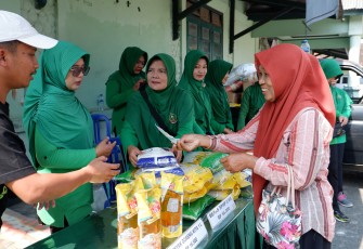 Kodim 0801/Pacitan Gelar Bazar UMKM dan Makan Gratis