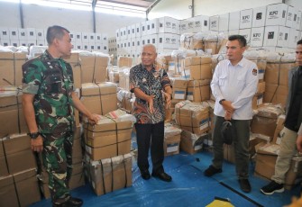 Bupati dan Forkopimda Tinjau Gudang Logistik Pemilu 2024 KPU Kabupaten Asahan