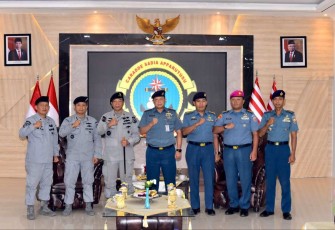 Lantamal VI Terima CC Kepala Zona Tengah Bakamla RI 