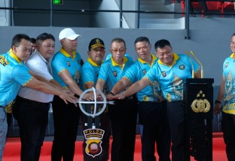 Kapolda Kalbar saat Resmi Buka Kejuaraan Voli Kapolda Cup 2024 di GOR Terpadu A. Yani