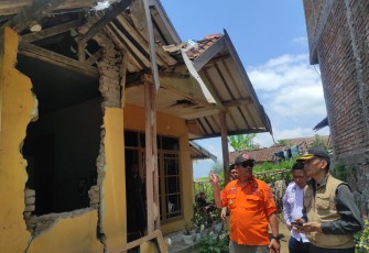 Rumah Rusak Akibat Gempa