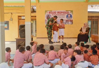 Babinsa Koramil 0811/12 Bancar Tuban Jadikan Kelas Inspirasi Kepada Generasi Muda SDN Bogorejo