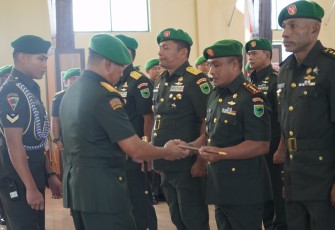 Sertijab dan Tradisi Satuan Pejabat Kodam XVIII/Kasuari 