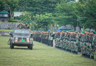Upacara Peringatan Hari Juang TNI AD Digelar di Kodam Kasuari dengan Khidmat