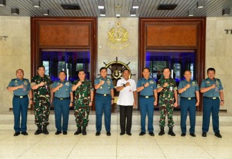 Kasal Terima Kunjungan Sekjen Kemhan RI