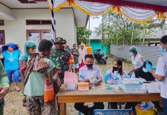 Babinsa Koramil 1710-02/Timika Ikuti Donor Darah Pada Peringatan Hari Bakti TNI AU Ke-77 Tahun 2024