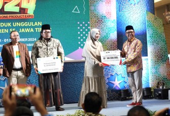 UUS Bank Jatim Salurkan KUR Syariah